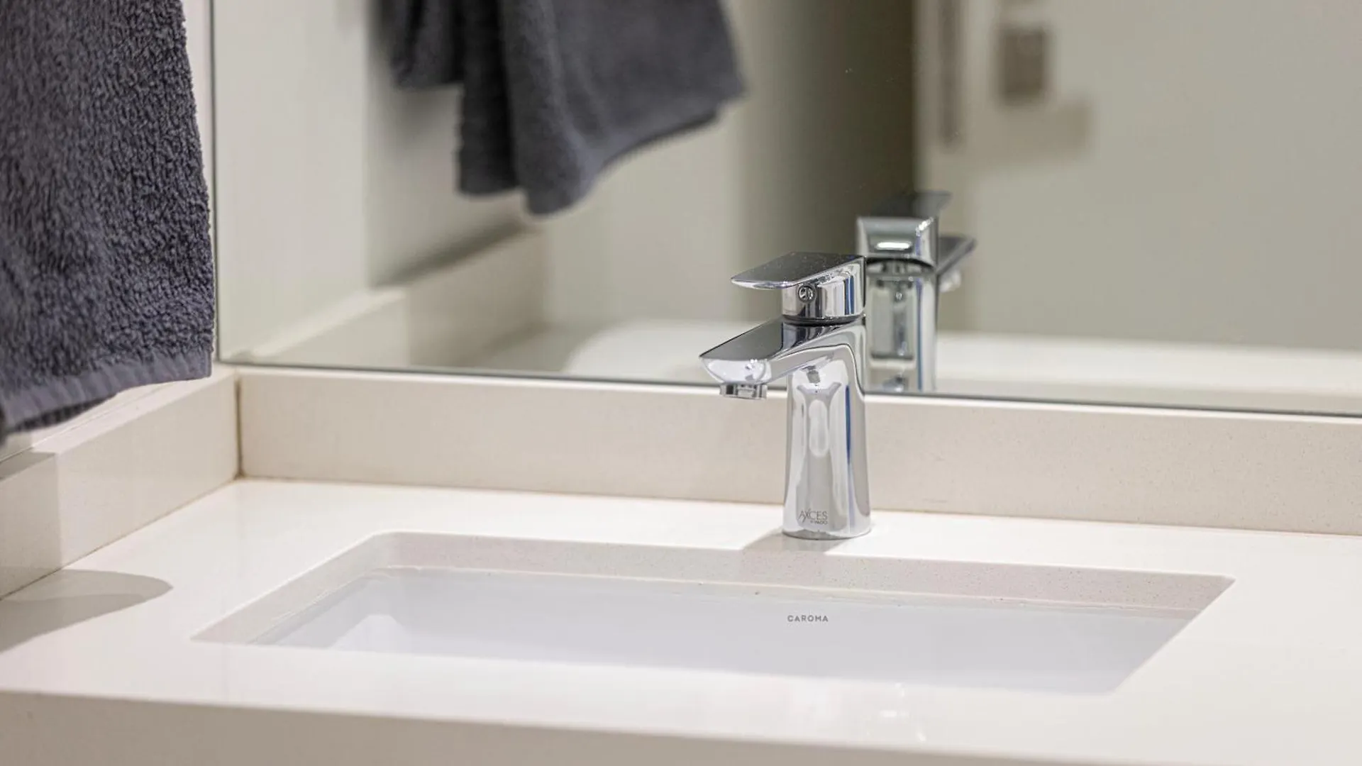 Apartment 2 Bedroom Stone Haven By Blue Cloud Holidays Sharjah