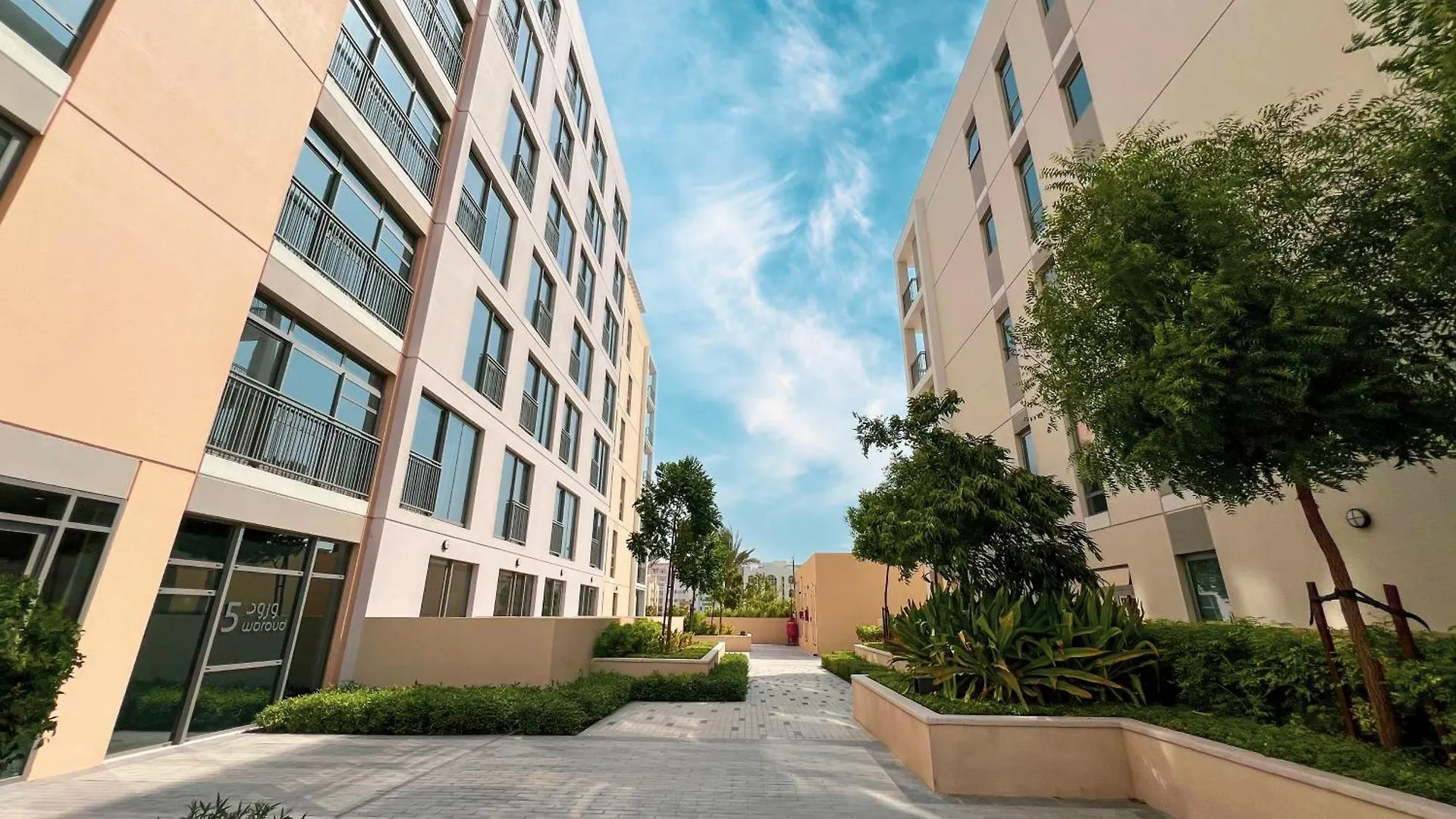 2 Bedroom Stone Haven By Blue Cloud Holidays Sharjah 0*,