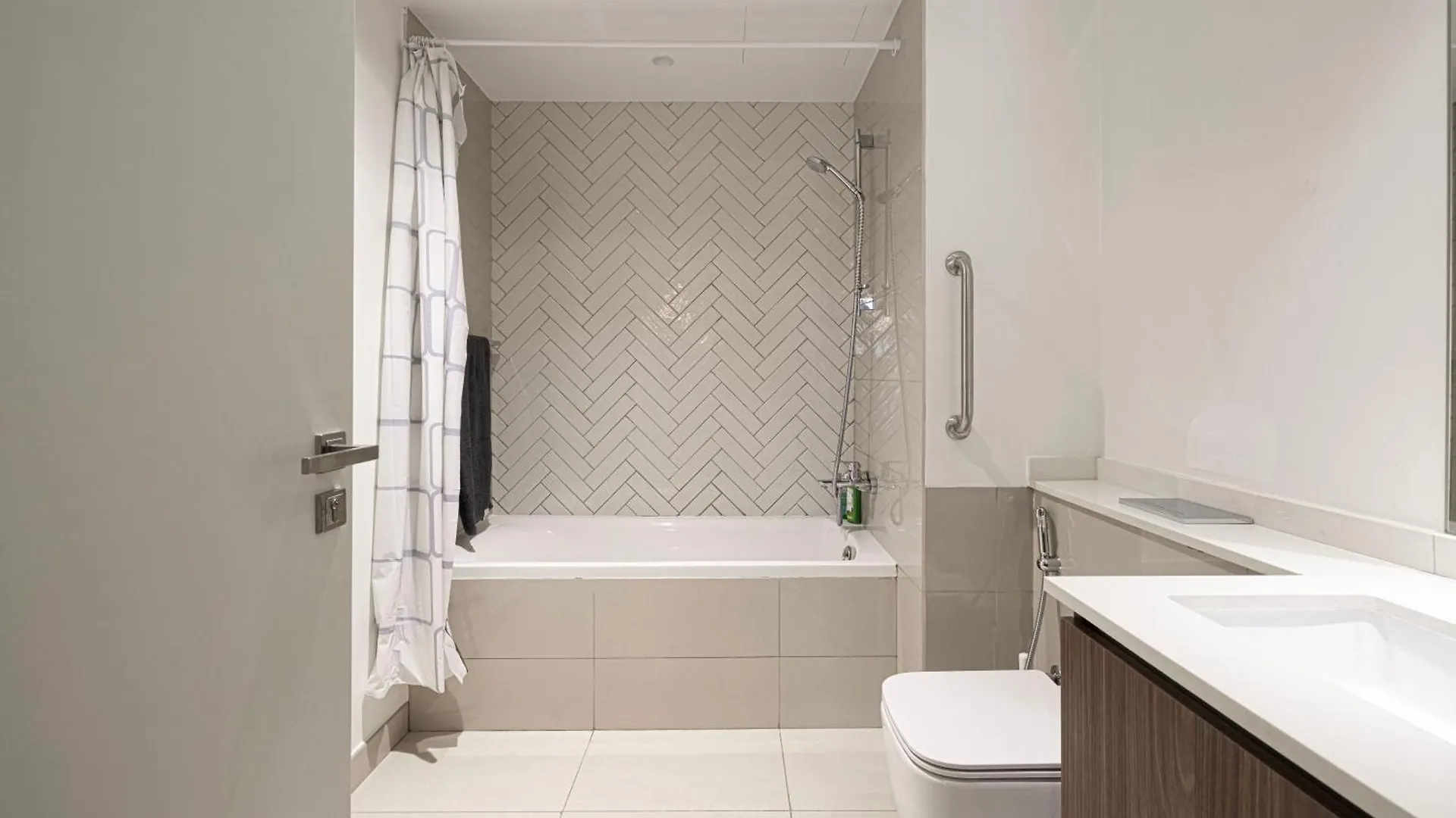 2 Bedroom Stone Haven By Blue Cloud Holidays Sharjah United Arab Emirates